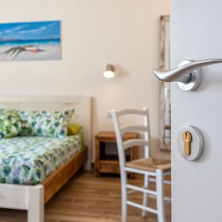 Dery Alghero Holiday Rooms Екстер'єр фото