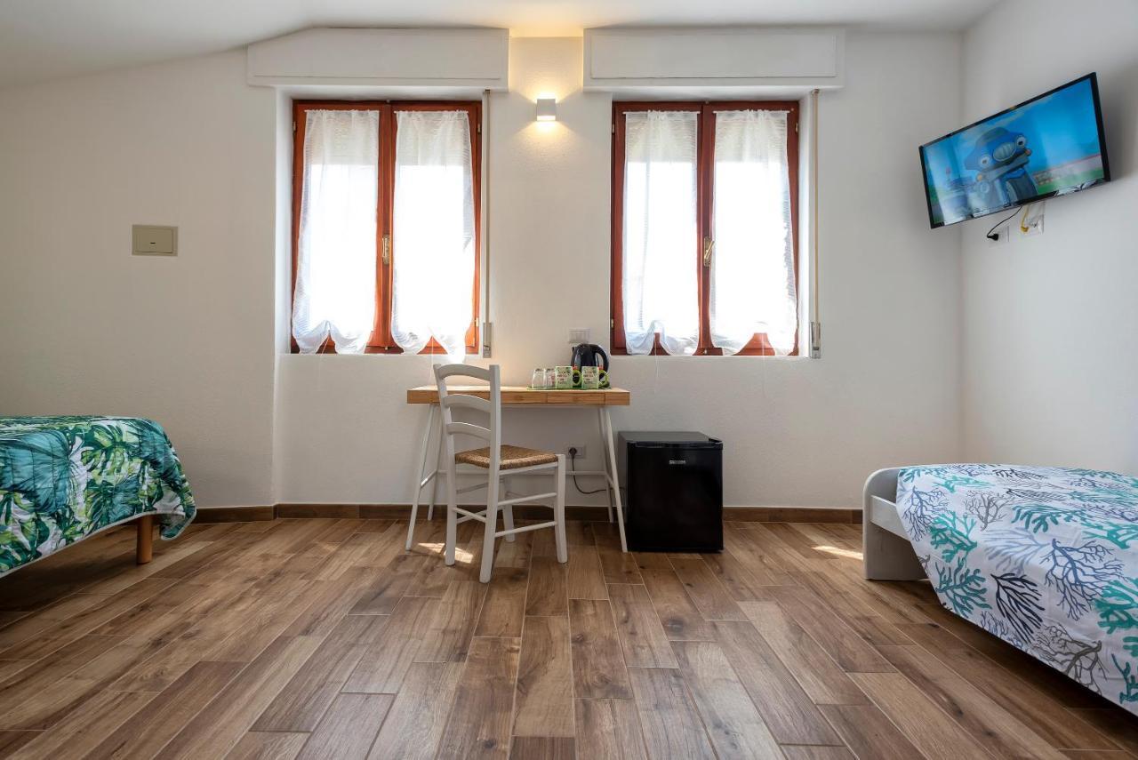 Dery Alghero Holiday Rooms Екстер'єр фото