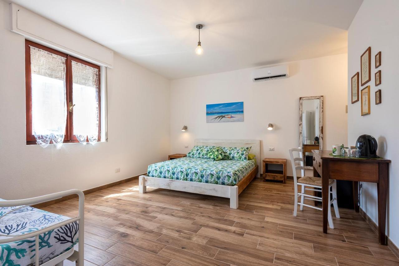 Dery Alghero Holiday Rooms Екстер'єр фото