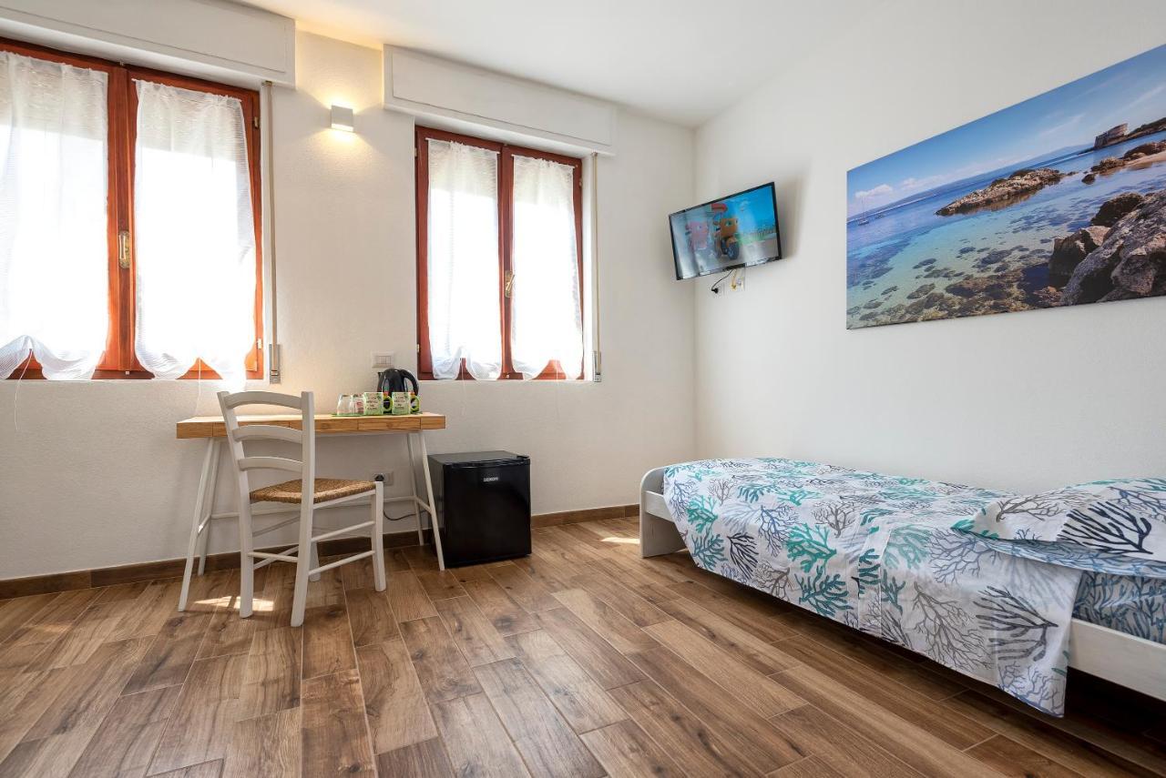 Dery Alghero Holiday Rooms Екстер'єр фото