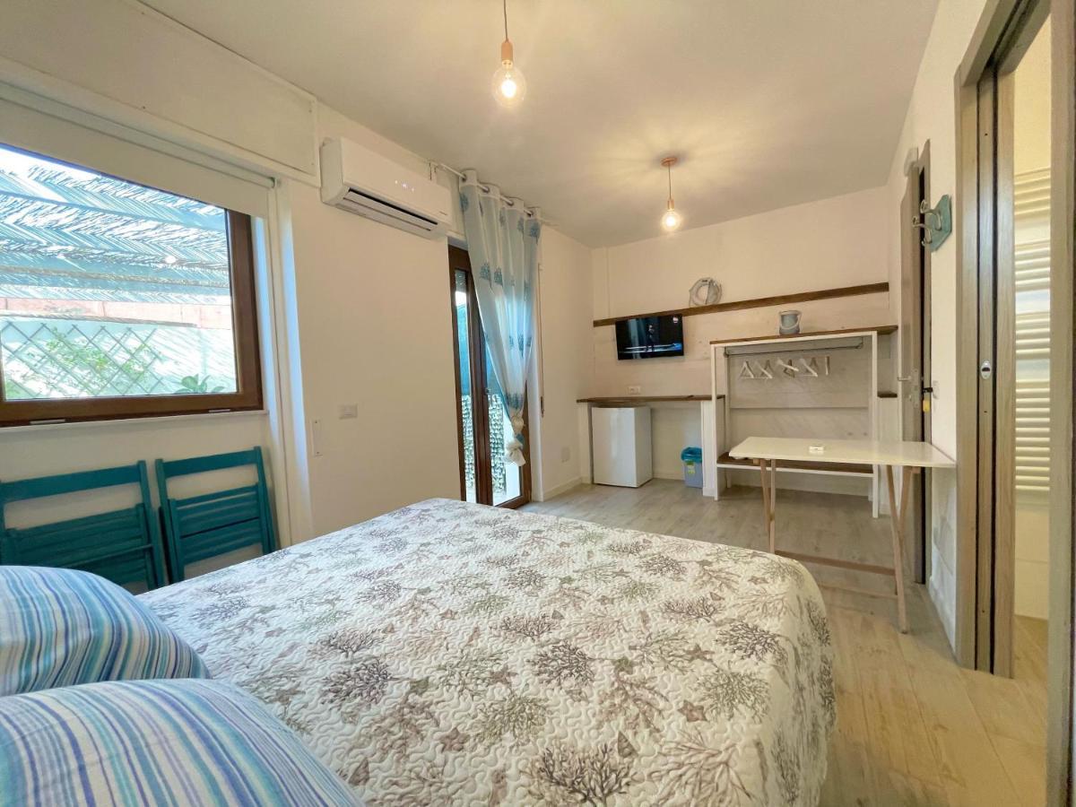 Dery Alghero Holiday Rooms Екстер'єр фото
